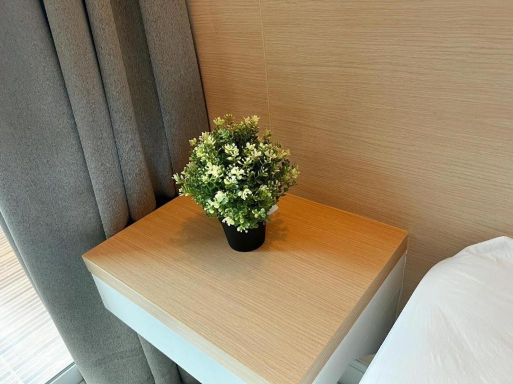 Nana Chat Bangsaen Hotel 시 라차 외부 사진